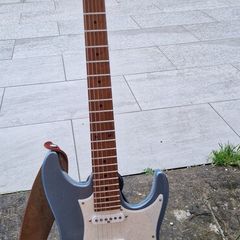 Ibanez AZ2204-ICM Prestige (Ice Blue Metallic)