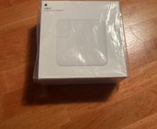 Apple USB-C 61w Power Adapter