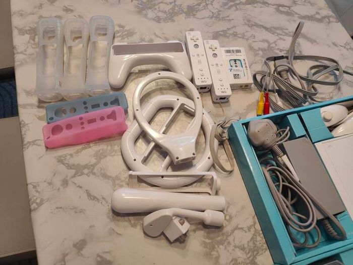 Nintendo Wii Bundle!