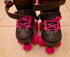Roller skates size uk13 - uk 2 with protection set