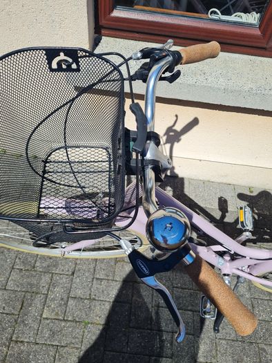Ladies Forme Harrington bicycle