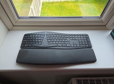 Good as new Logitech Ergo K860