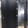 steel door Image 2