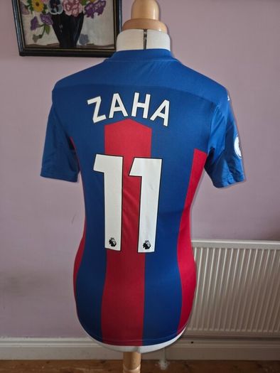 Crystal Palace 2020/21 Home Jersey - Zaha #11 - Small size
