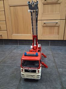 Bruder  Bruder Man Fire Engine with Sound & Light