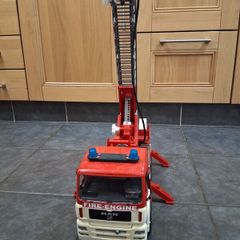 Bruder  Bruder Man Fire Engine with Sound & Light