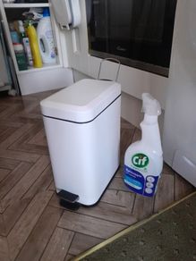 White Small Pedal Bin - Bathroom