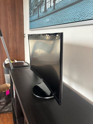 Samsung 24inch Curved Full HD Monitor