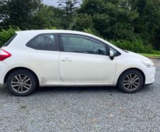 Toyota Auris Van
