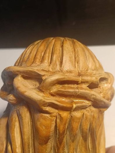 Fabulous Hardwood Carving Of Jesus
