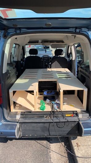 Citroen berlingo Peugeot partner camper kit