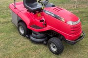 Honda ride on lawnmower