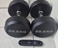 brand new 2x22.5kilo dumbbell weight set