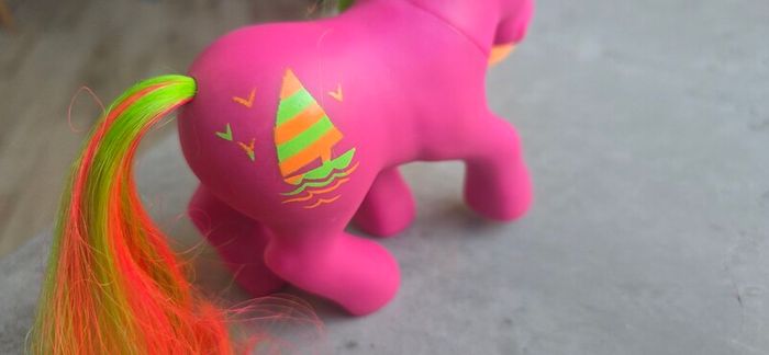Hula Hula Tropical Ponies MLP G1 My Little Pony Hasbro