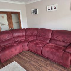 Corner recliner sofa