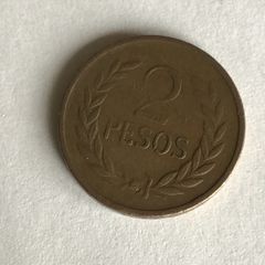 1977 Columbia coin - 2 Pesos
