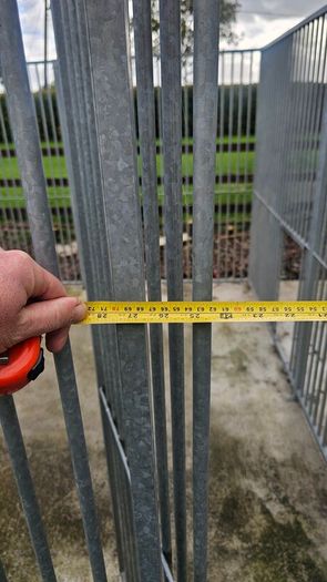 Dog Run with insulated kennell & Transport Cages