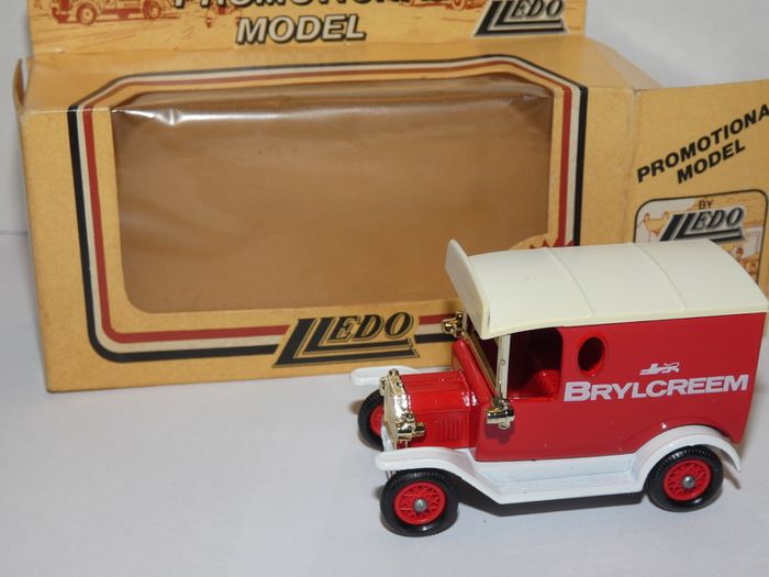 Lledo Brylcreem Promotional Model 1920 Model T Ford Van Boxed Unused