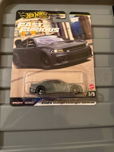 Hot Wheels Dodge Charger Hellcat