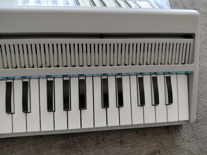 vinatge Bontempi keyboard in box works