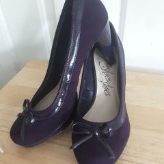 Shoes/Marks and Spencer Classic Court Shoe - Colour: Purple - Size: 5 UK - 38 EU ..  Now Reduced