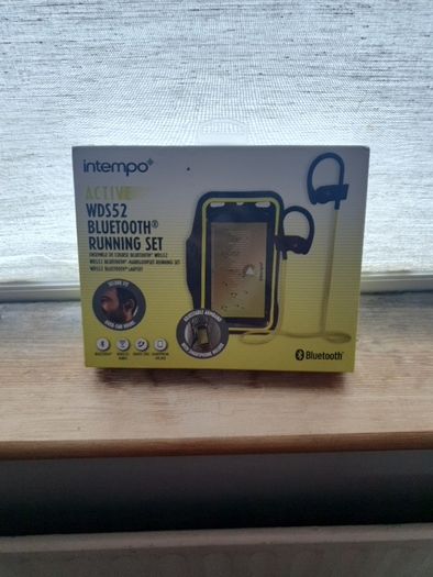 bluetooth headphones