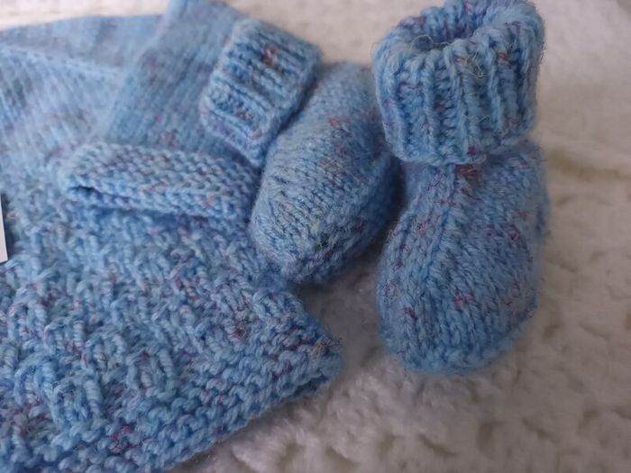 Hand Knit Baby Cardigan & Booties Set: 3-6 Months