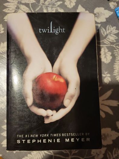 Twilight Saga Complete 4 Book Set Stephenie Meyer