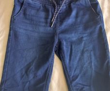 Boys shorts - almost new 8-10 yrs old