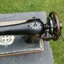 Vintage Singer Sewing Machine 1950 Hand Crank Image 8