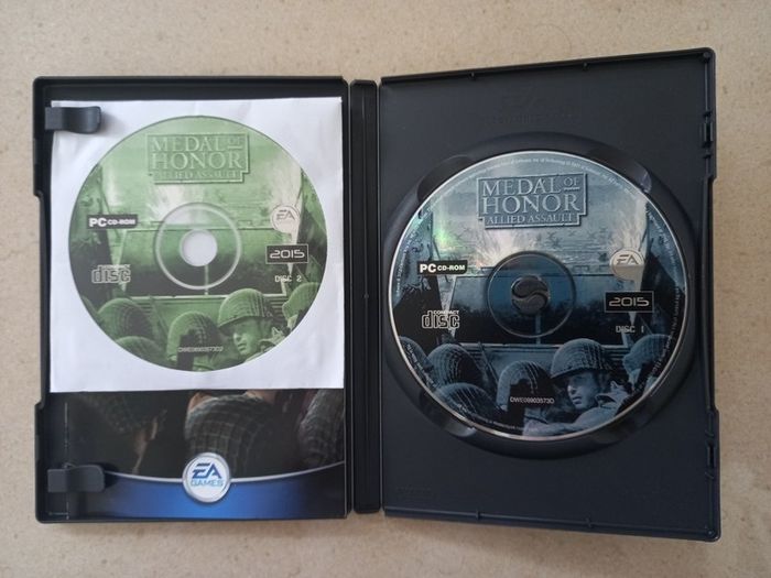 PC CD-ROM War Game Selection - Medal of Honor, Ghost Recon, Rogue Spear