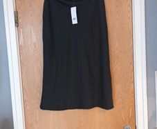 French Connection Black Skirt. S.14 .   B.N.W.T