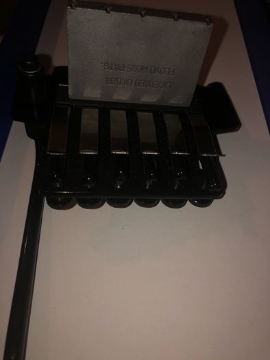 Floyd Rose tremolo double locking system