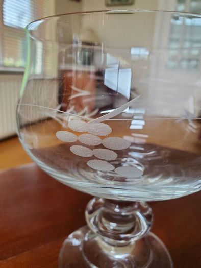 Vintage Duiske Glass Hand-Cut Footed Trifle / Dessert Bowl (Grape & Vine Pattern)