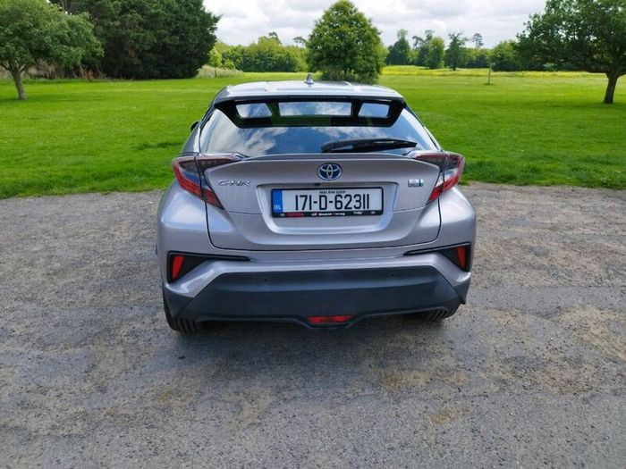 2017 Toyota C-hr 1.8 Hybrid Sol  Top Spec