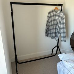 Sturdy Clothes Rail