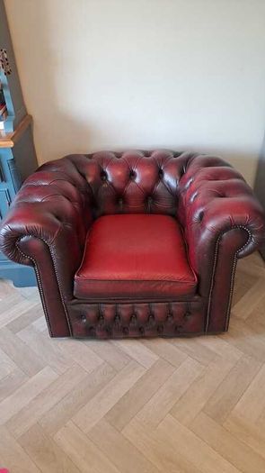 Chesterfield suite 3 piece