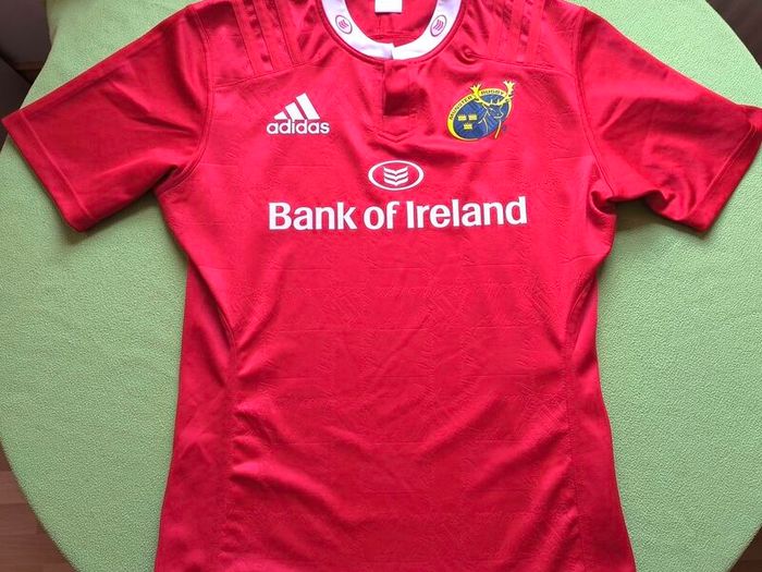 2016/17 Munster Rugby Adidas Tight Fit Jersey Size L Adults