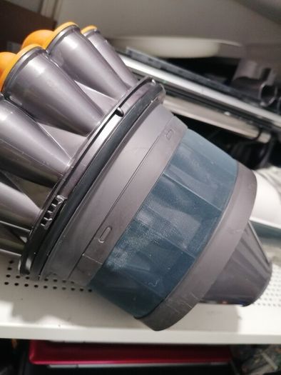 dyson ball in very good condition with fresh filter fully cleaned plus Turbo turbine head