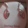 ladies silver earrings Image 4