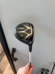 Titleist 915 Fairway 5 wood