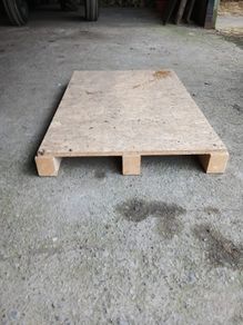 Flat pallet