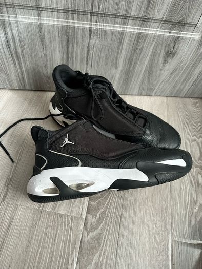 Jordan Max Trainers - UK 9.5