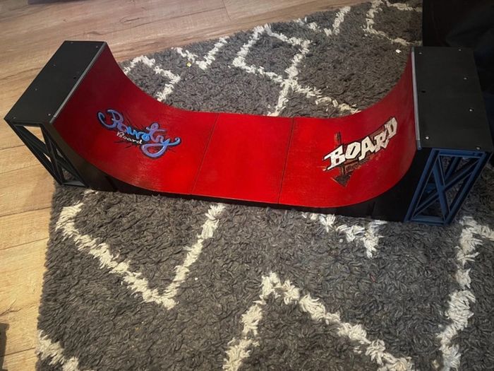 skateboard ramp