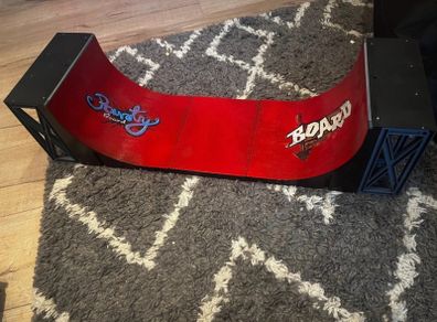 skateboard ramp