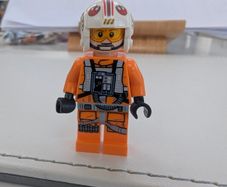 100% LEGO Star Wars Luke Skywalker Minifigure Jedi X-Wing Pilot 75301 75313 sw1139