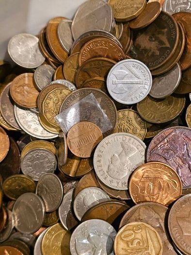 Coin Lot Mixed Country UK USA Europe World Price per 1kg