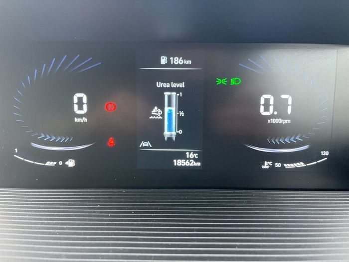 Hyundai Staria 18K km New CVRT Warranty