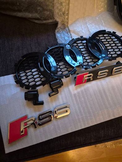 Audi A6 C7 Rs6 style Grille - Black edition honeycomb