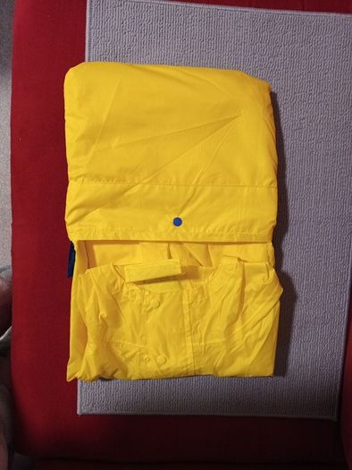 Rain coat